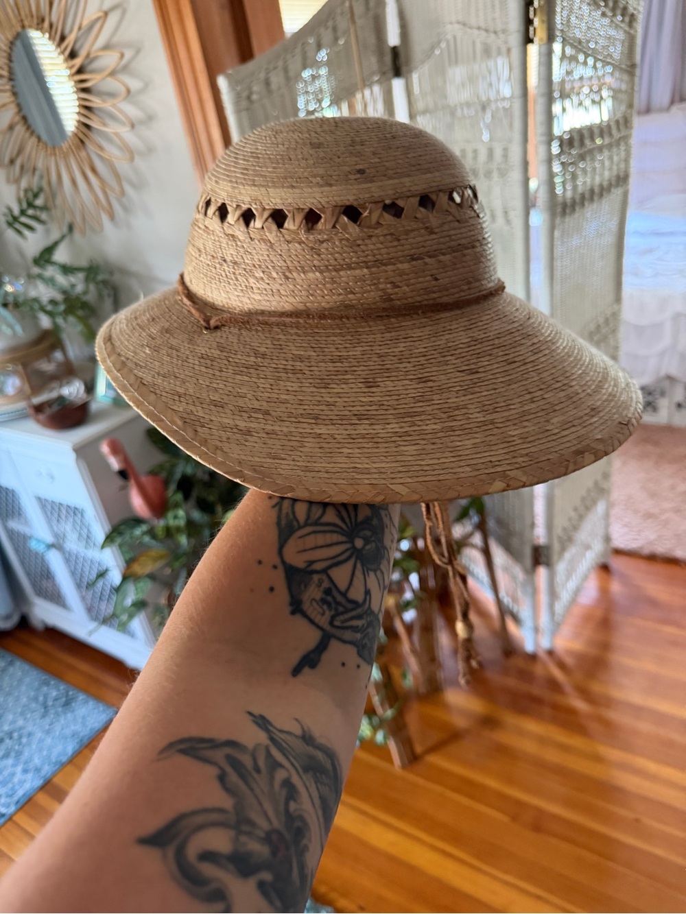 Straw Sun Hat with Chin Tie - Natural Beige - Picture 2 of 4